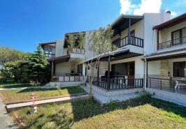 Karasu Güntur Sitesinde 3+1 Bahçeli Tatillik Villa!!